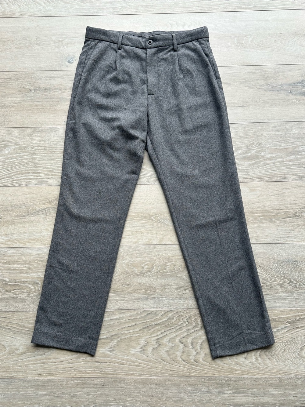 GAP Pleated Wool Blend Dress Pants 32x32 Gray Tapered Mens NWT